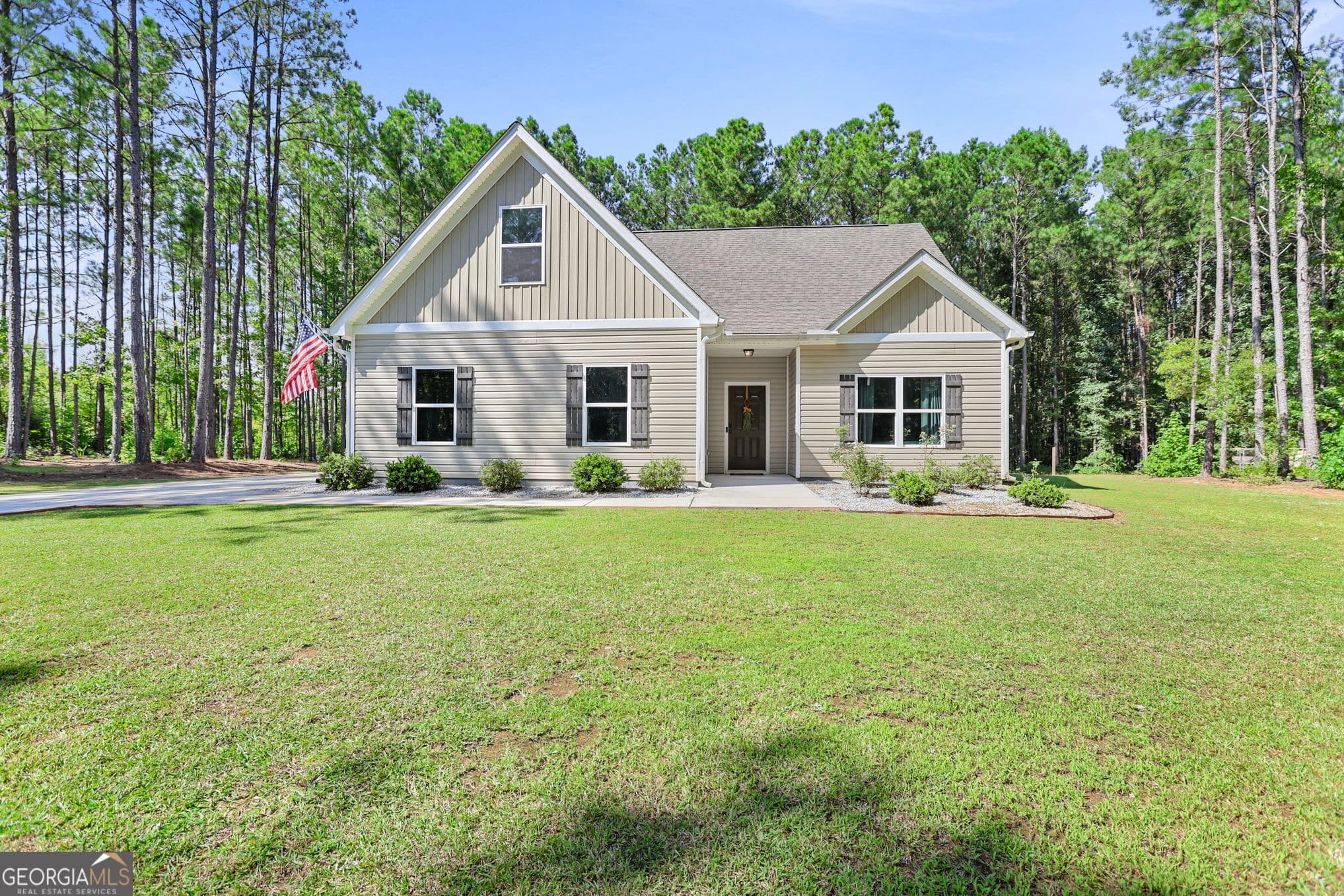 3 bedroom, 2 bathroom, 1,898 sq ft single family residence under contract at 3290 Trammell Bottom Road, Hogansville, GA 30230 — photo 2