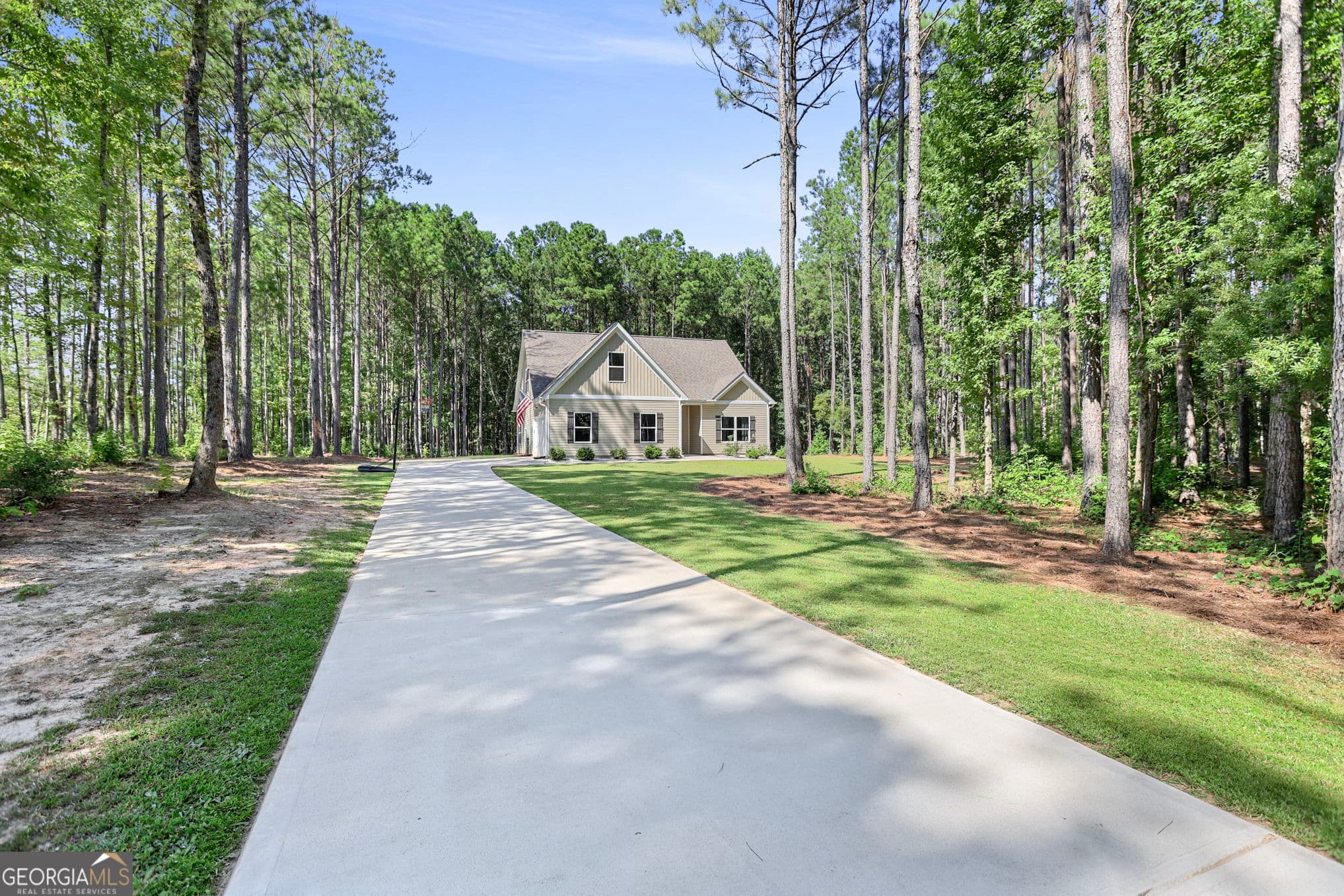 3 bedroom, 2 bathroom, 1,898 sq ft single family residence under contract at 3290 Trammell Bottom Road, Hogansville, GA 30230 — photo 1 of 24