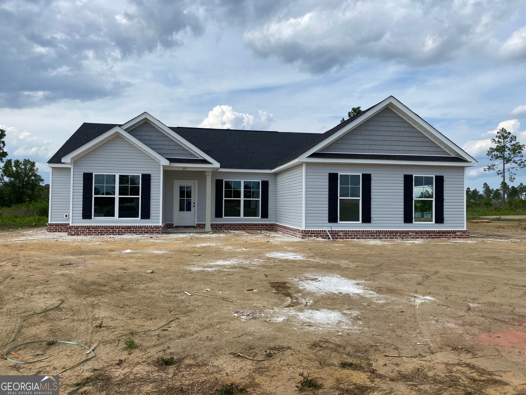 4 bedroom, 2 bathroom, 1,909 sq ft single family residence sold at 317 Livingston Bend, Statesboro, GA 30461