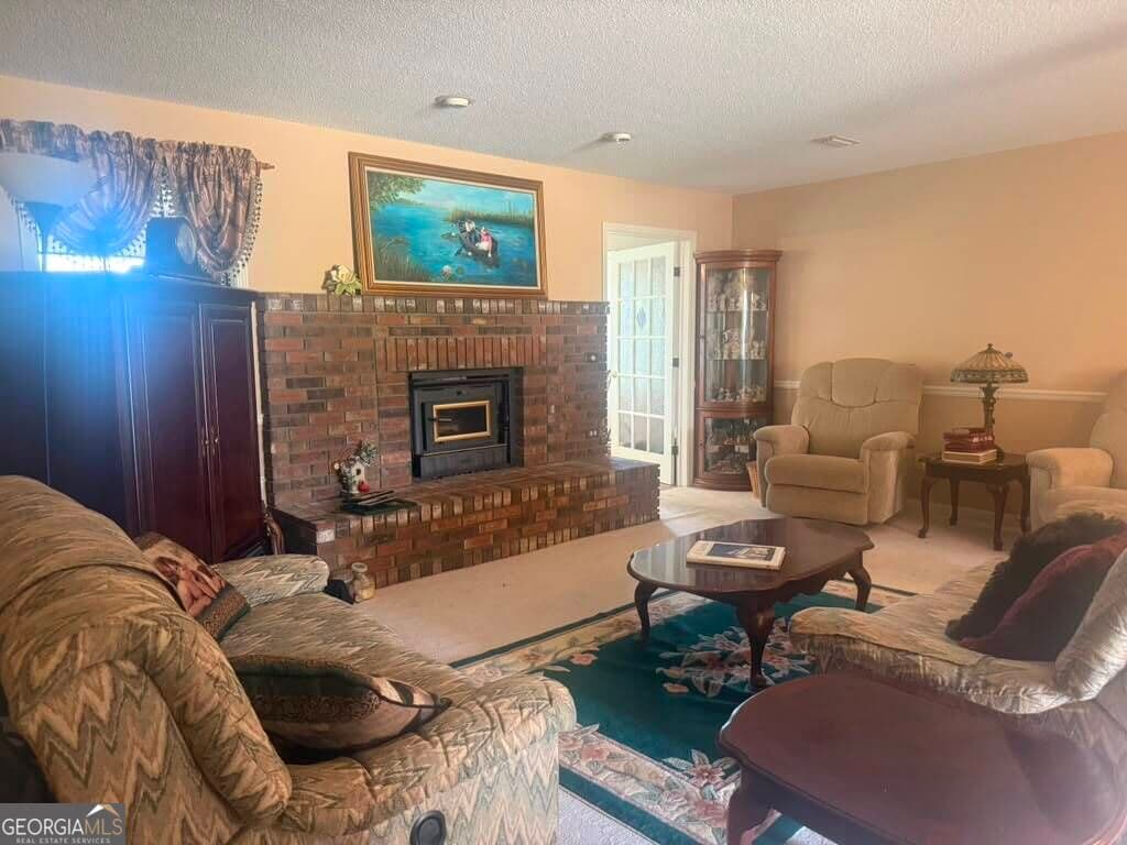 3 bedroom, 3 bathroom, 2,038 sq ft single family residence for sale at 263 Cove Drive, Abbeville, AL 36310 — photo 3
