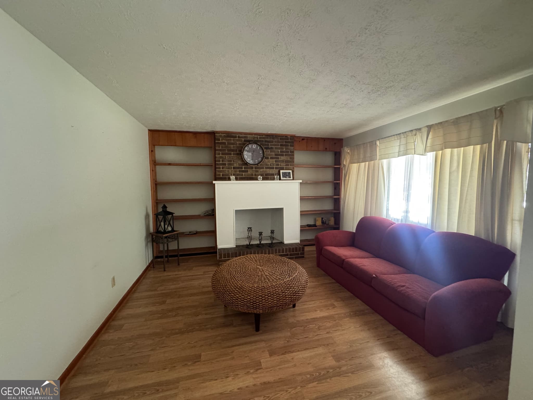 4 bedroom, 3 bathroom, 2,982 sq ft single family residence for sale at 558 Old Brent Road, Forsyth, GA 31029 — photo 4