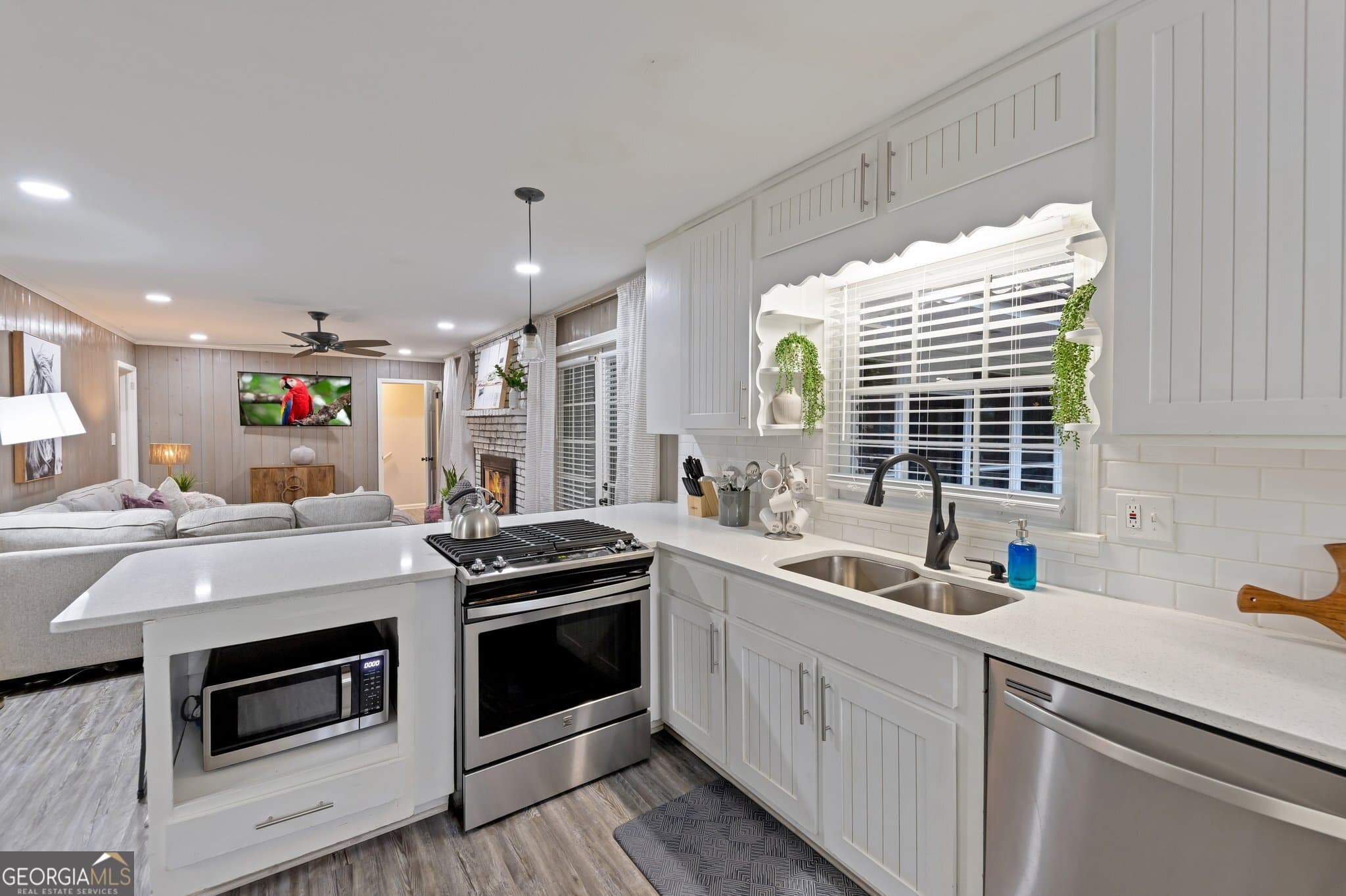 5 bedroom, 2 bathroom, 100 sq ft single family residence for rent at 2984 Blackberry Lane, Marietta, GA 30068 for $6,400 a month — photo 5