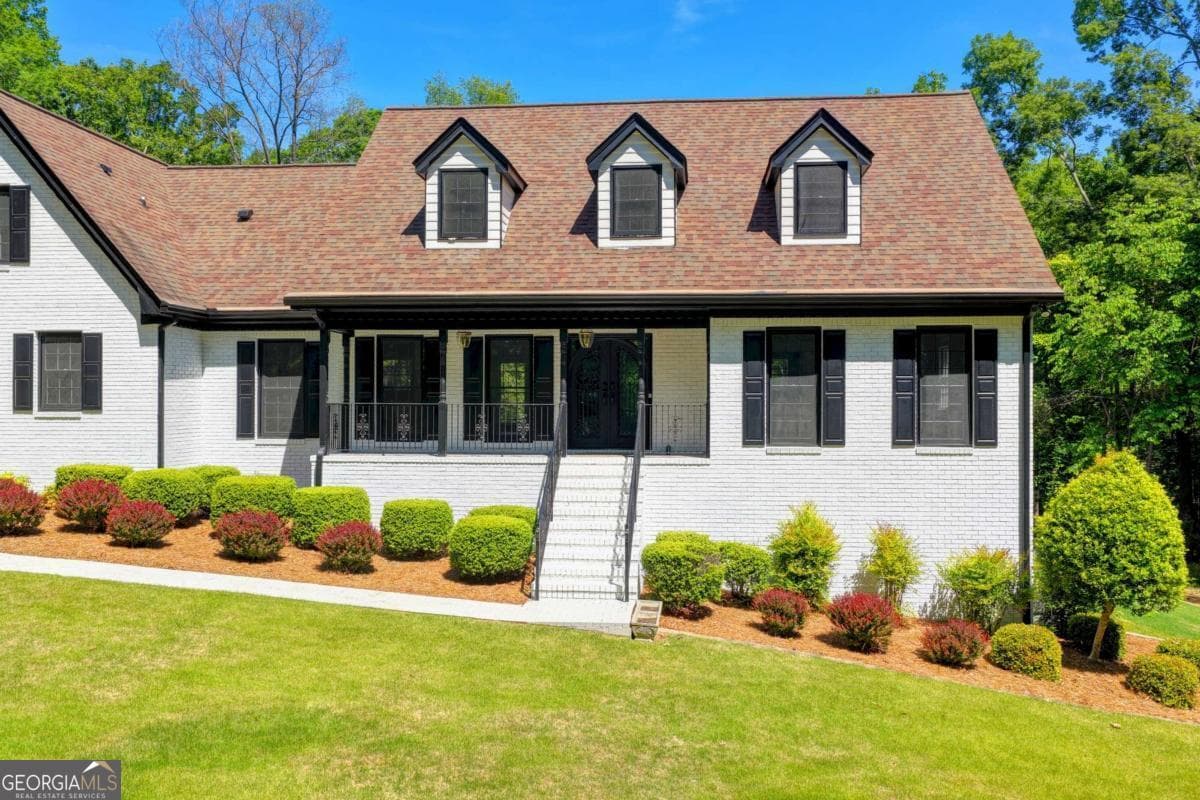 6 bedroom, 5.5 bathroom, 5,398 sq ft single family residence for sale at 1505 Old Fountain Road, Lawrenceville, GA 30043 — photo 10