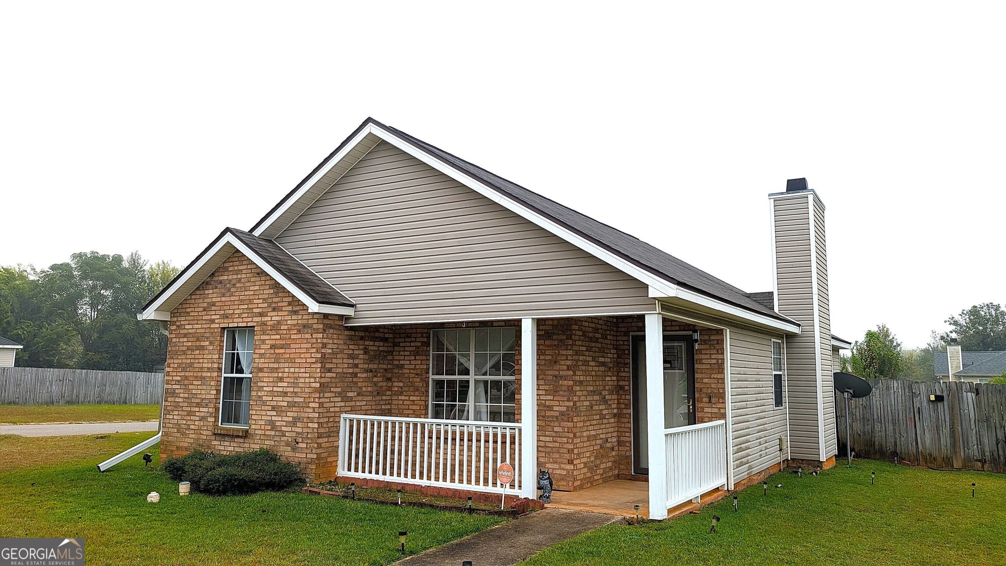 3 bedroom, 2 bathroom, 1,145 sq ft single family residence for rent at 201 Brandonshire Lane, Bonaire, GA 31005 for $1,700 a month