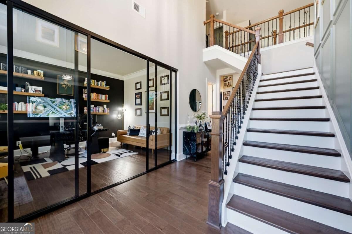 5 bedroom, 4.5 bathroom, 4,178 sq ft single family residence for sale at 2139 Calverton Lane, Atlanta, GA 30331 — photo 5