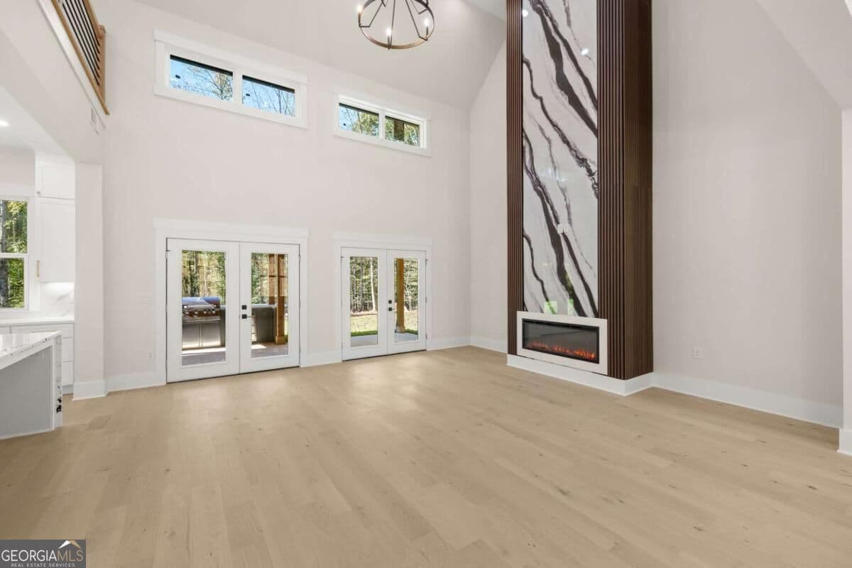 4 bedroom, 3.5 bathroom, 3,007 sq ft single family residence for sale at 389 Branch Drive, Pendergrass, GA 30567 — photo 9