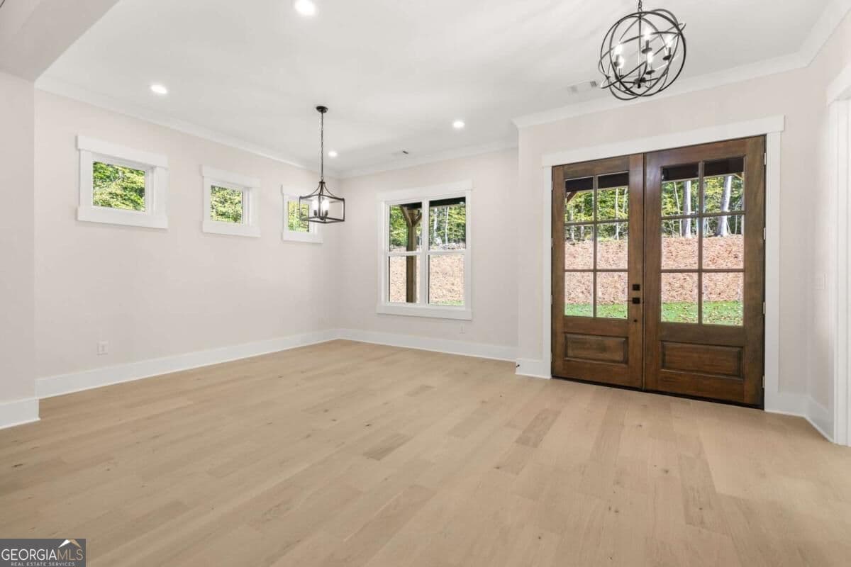 4 bedroom, 3.5 bathroom, 3,007 sq ft single family residence for sale at 389 Branch Drive, Pendergrass, GA 30567 — photo 8