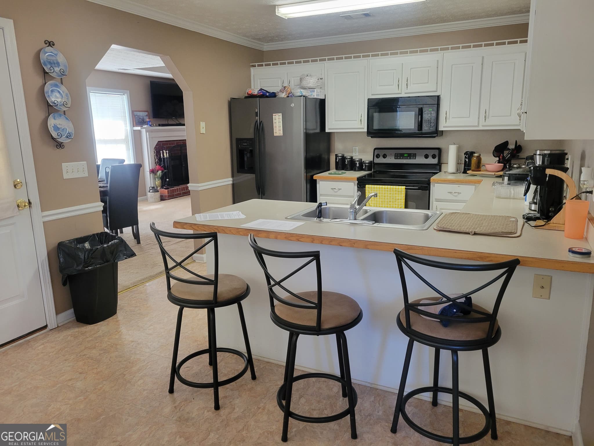 3 bedroom, 3 bathroom, 1,815 sq ft single family residence for sale at 155 Vinnys Way, Covington, GA 30014 — photo 7