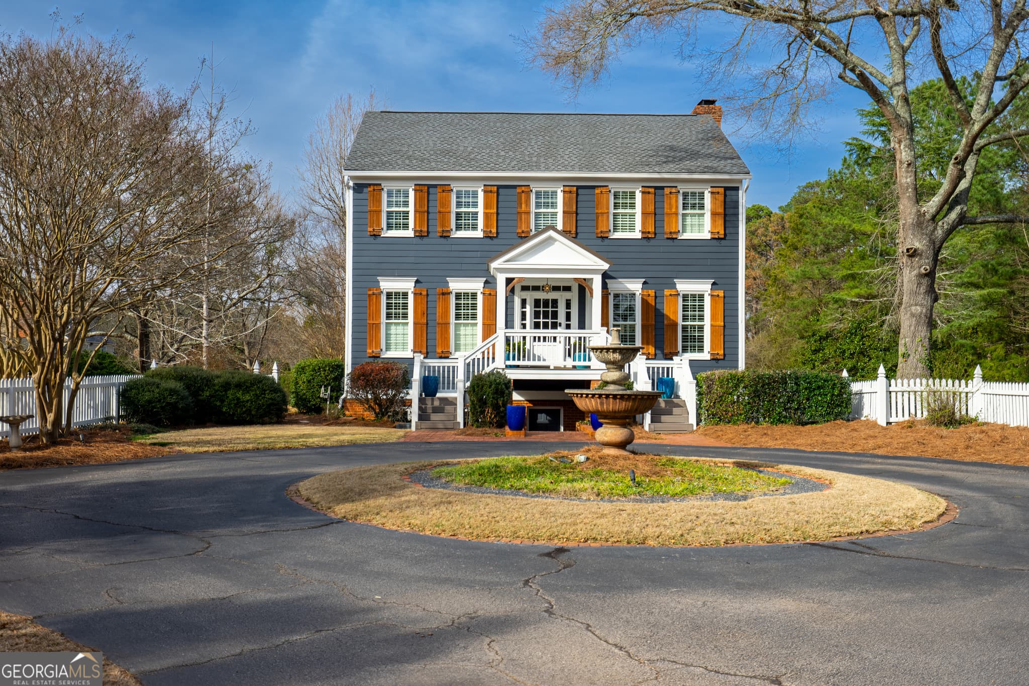 5 bedroom, 3.5 bathroom, 4,822 sq ft single family residence for sale at 638 Cameron Mill Road, Lagrange, GA 30240 — photo 2