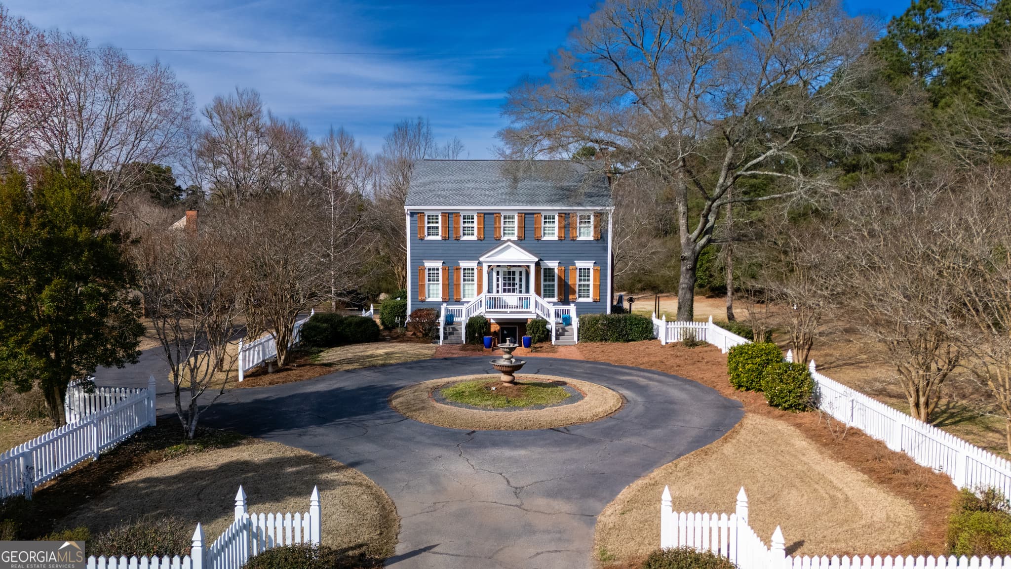 5 bedroom, 3.5 bathroom, 4,822 sq ft single family residence for sale at 638 Cameron Mill Road, Lagrange, GA 30240 — photo 4