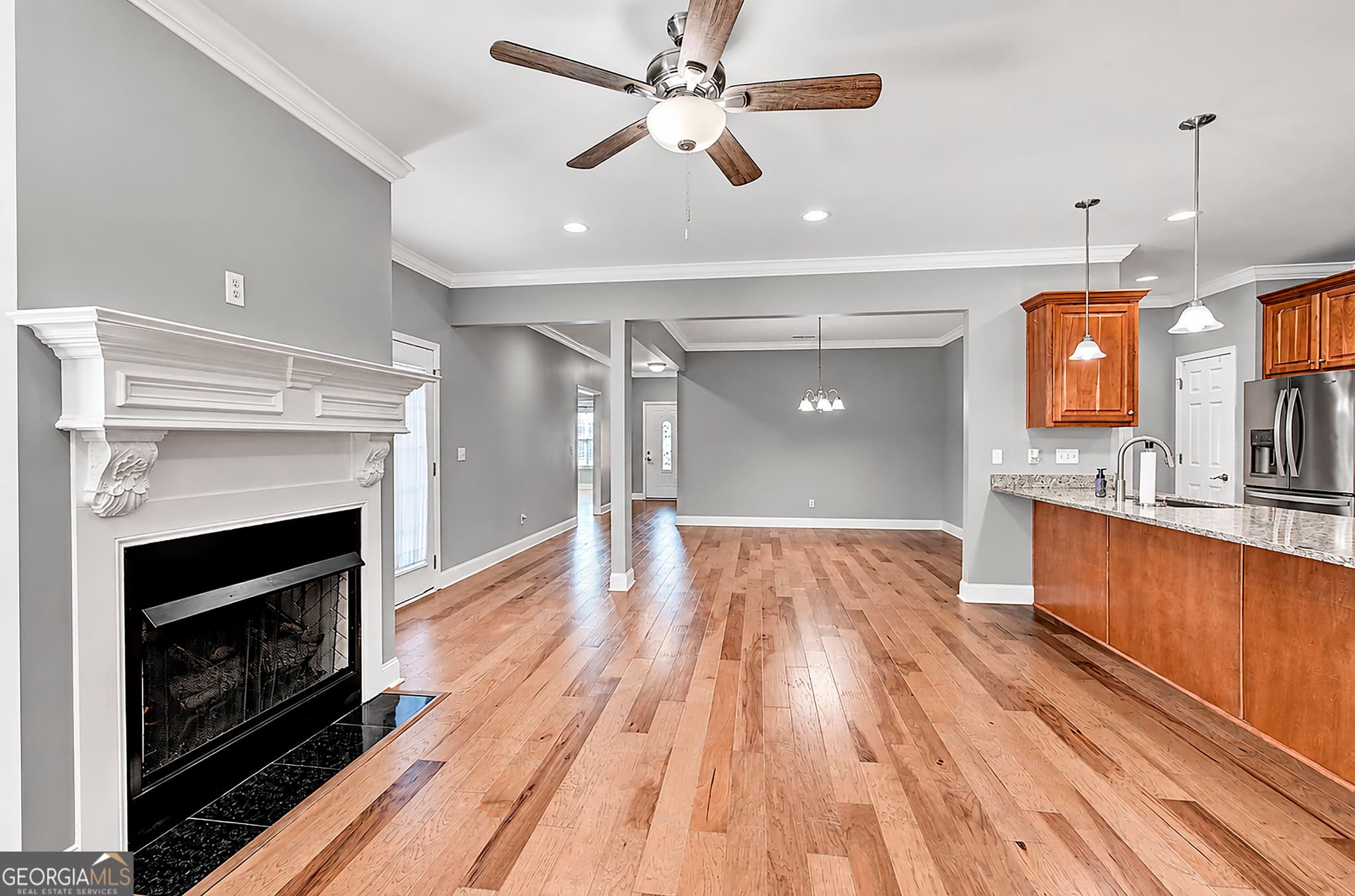 3 bedroom, 2 bathroom, 1,827 sq ft townhouse for sale at 272 Blackwood Place, Calhoun, GA 30701 — photo 9