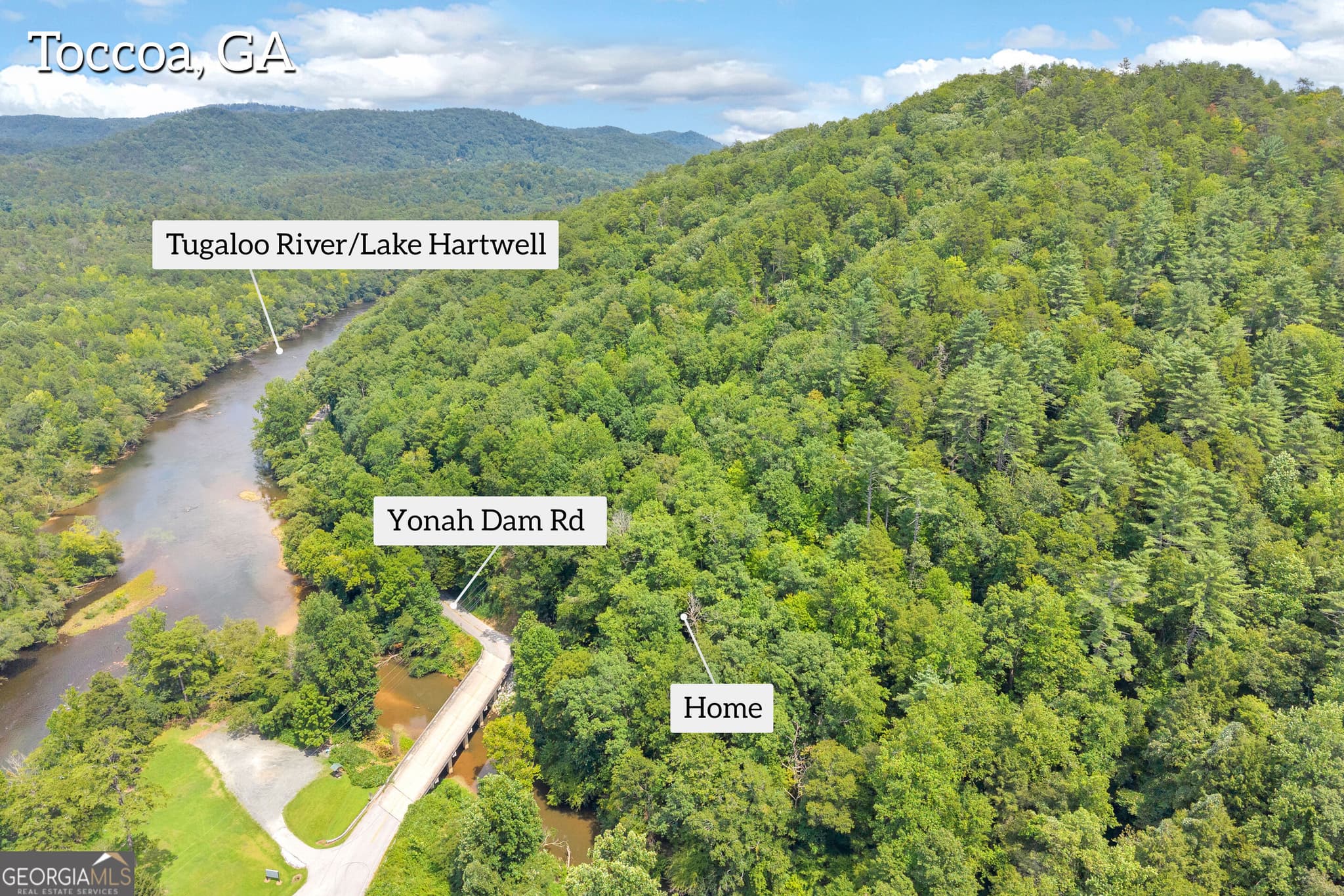3 bedroom, 2 bathroom, 1,259 sq ft cabin,single family residence for sale at 4305 Yonah Dam Road, Toccoa, GA 30577 — photo 6
