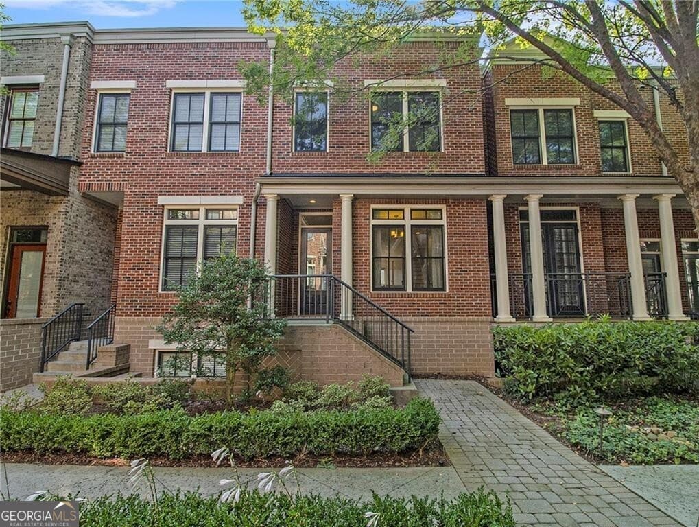 2 bedroom, 2.5 bathroom, 1,390 sq ft townhouse sold at 4694 Dogwood Alley, Atlanta, GA 30338