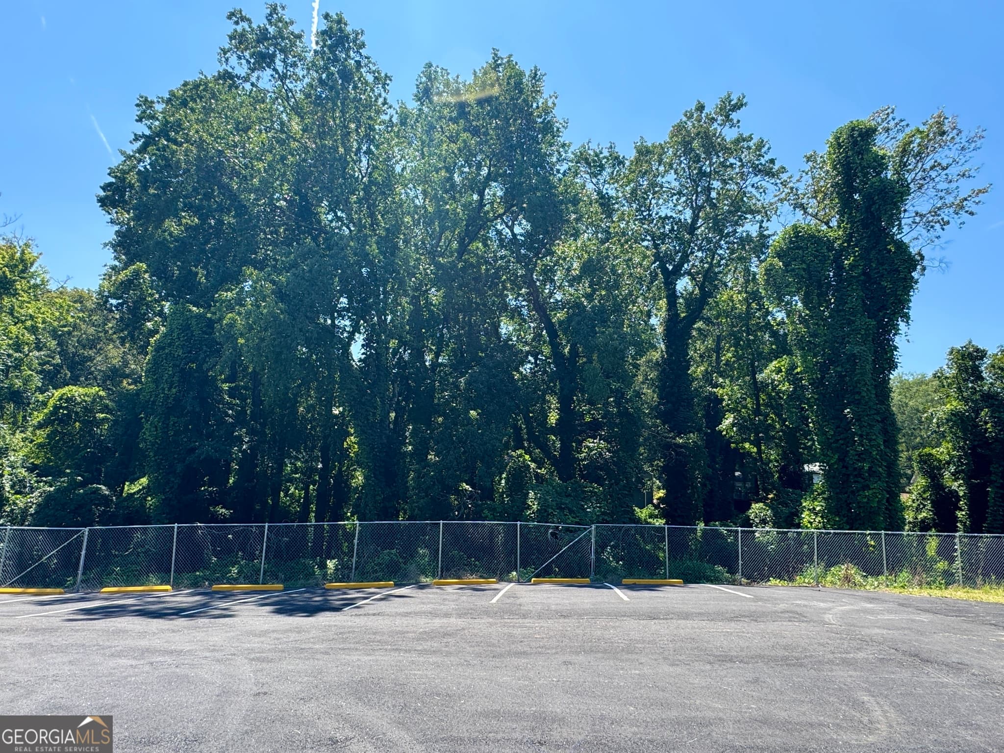 unimproved land for sale at 0 E Cleveland Avenue, Atlanta, GA 30344 — photo 1 of 7