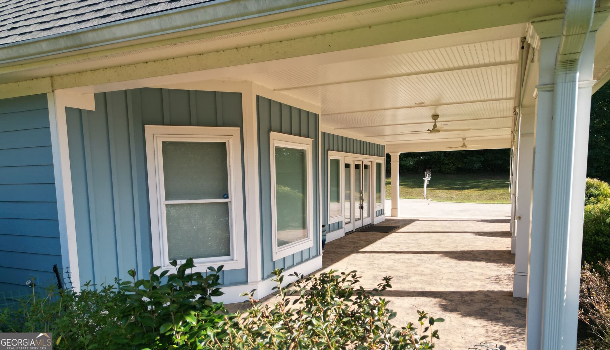 3 bedroom, 2.5 bathroom, 2,060 sq ft single family residence for sale at 340 Thomas Drive, Eatonton, GA 31024 — photo 5