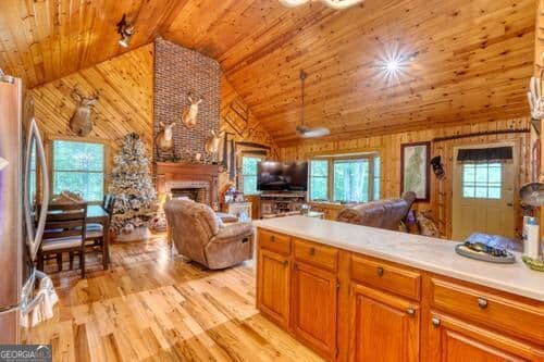 3 bedroom, 2 bathroom, 1,310 sq ft cabin,loft,single family residence for sale at 1026 Laurel Branch Road, Hayesville, NC 28904 — photo 2