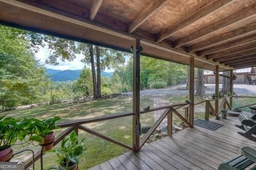 3 bedroom, 2 bathroom, 1,310 sq ft cabin,loft,single family residence for sale at 1026 Laurel Branch Road, Hayesville, NC 28904 — photo 8