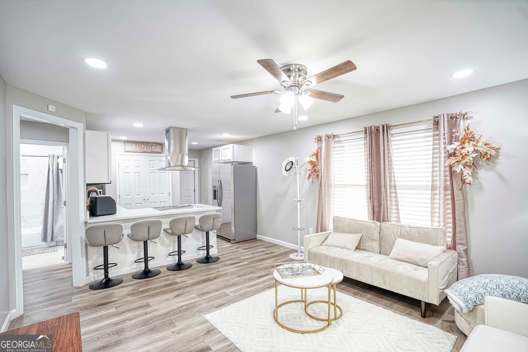 3 bedroom, 2 bathroom, 1,250 sq ft single family residence for rent at 1827 Dunlap Avenue, East Point, GA 30344 for $2,500 a month — photo 1 of 32