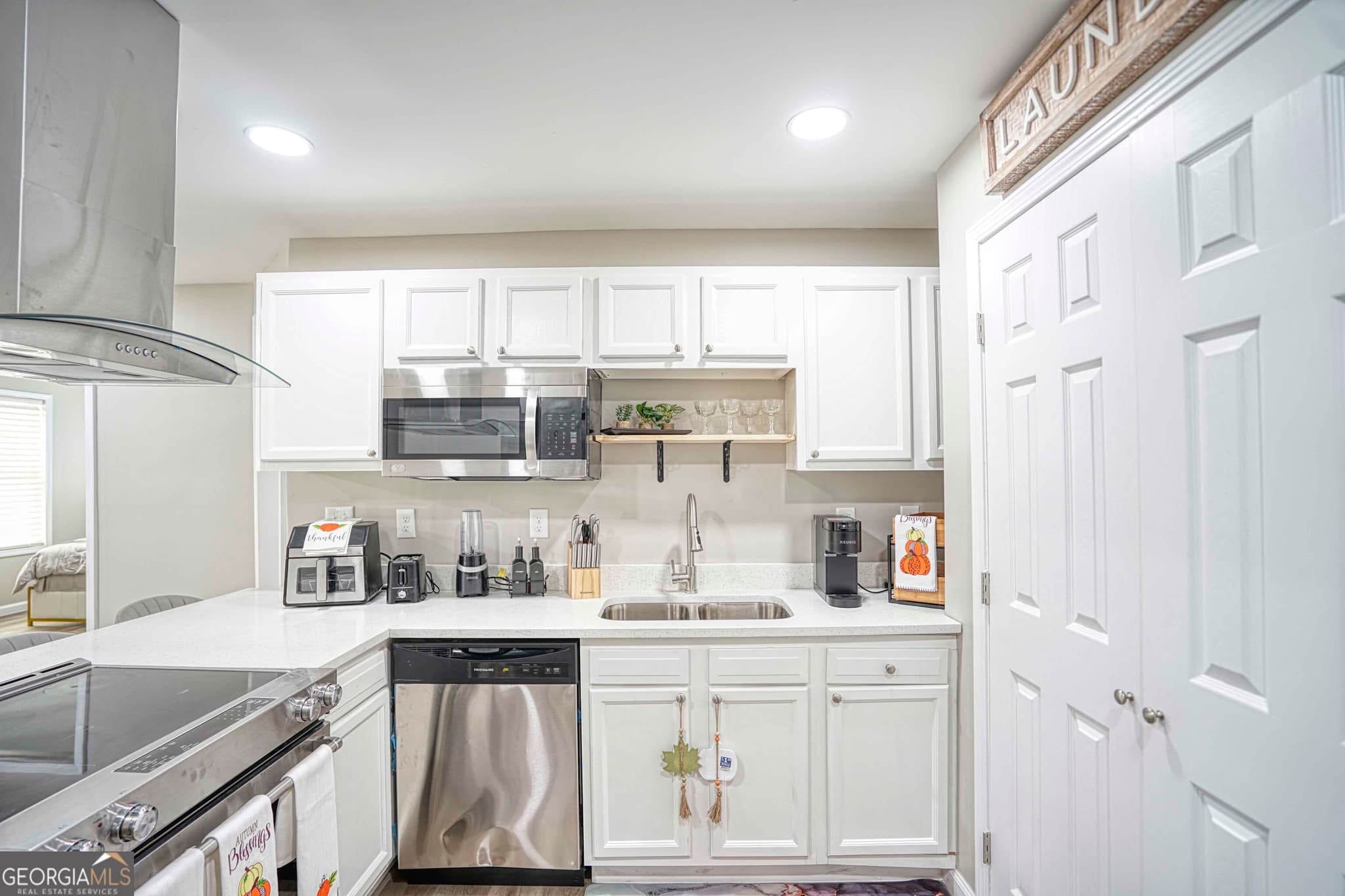 3 bedroom, 2 bathroom, 1,250 sq ft single family residence for rent at 1827 Dunlap Avenue, East Point, GA 30344 for $2,500 a month — photo 10