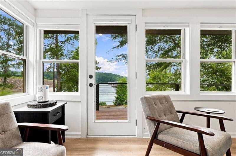1 bedroom, 1 bathroom, 488 sq ft single family residence for sale at 24 Allatoona Landing cabin 7, Cartersville, GA 30121 — photo 4