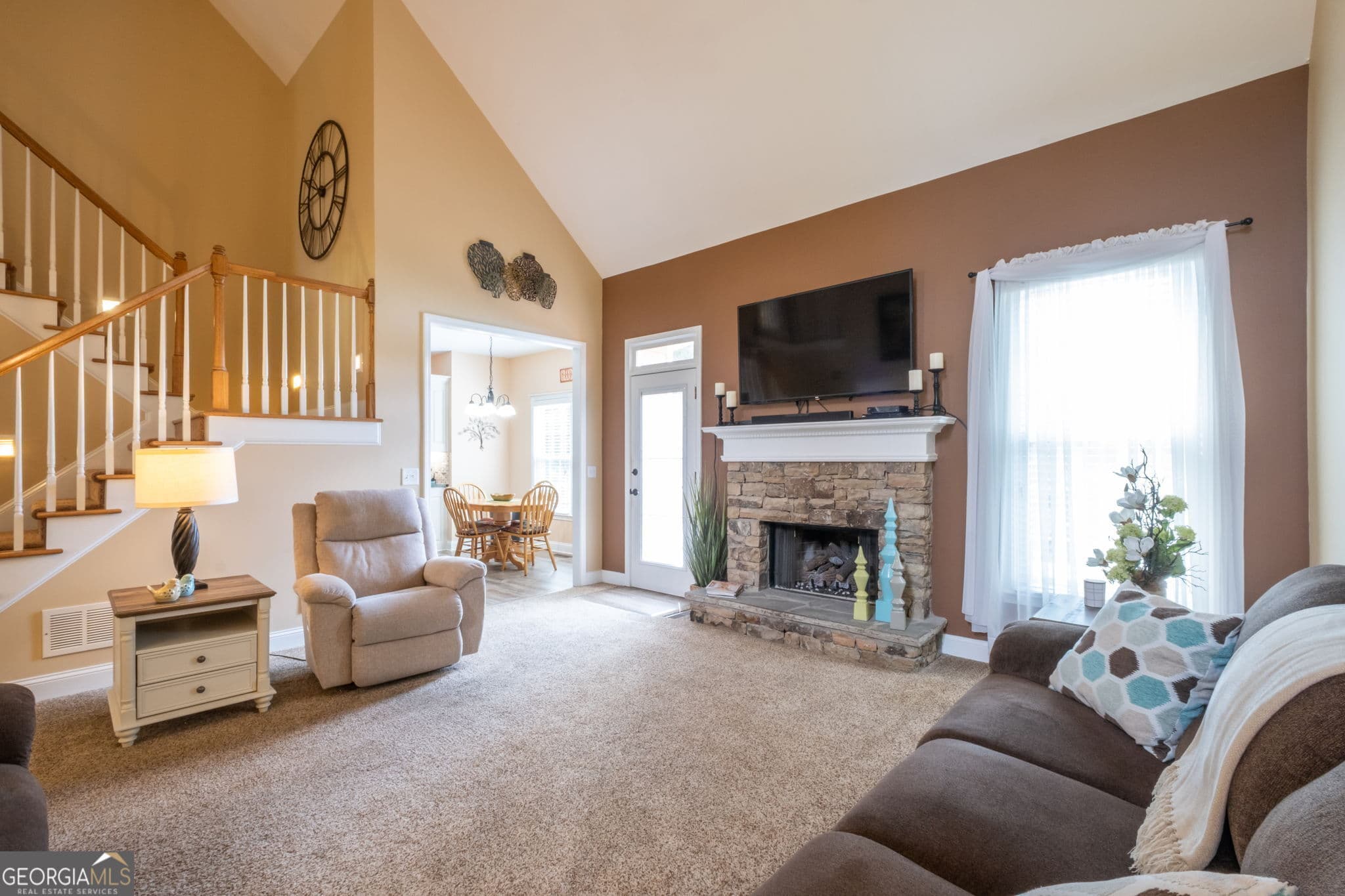 5 bedroom, 3.5 bathroom, 4,036 sq ft single family residence for sale at 4967 Reed Field Drive, Oakwood, GA 30566 — photo 6