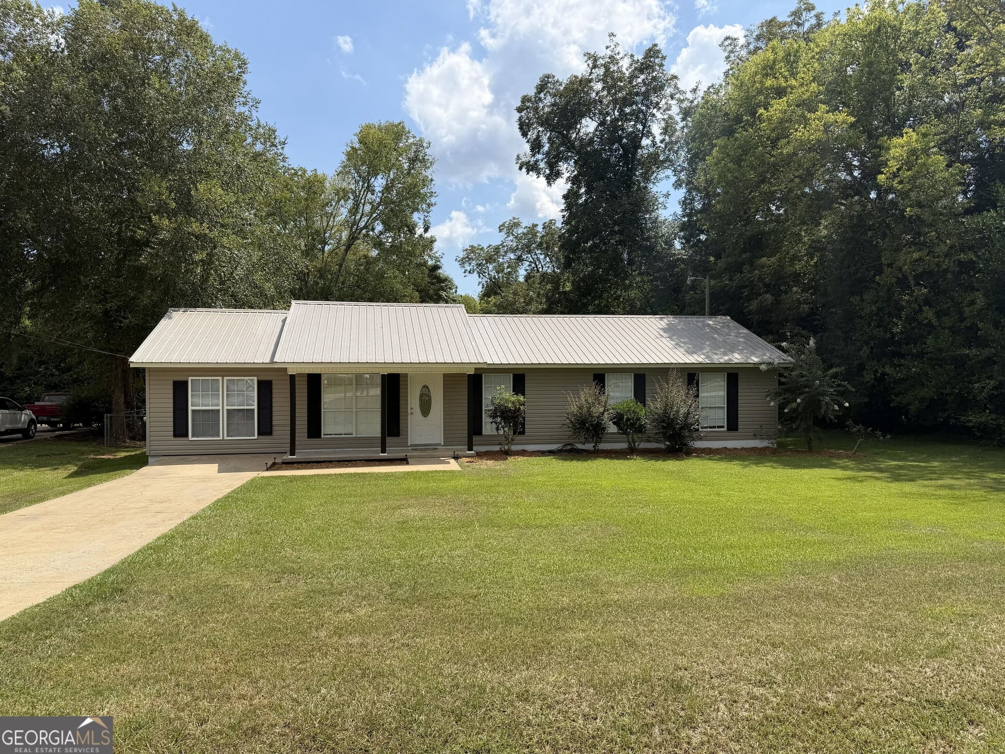 4 bedroom, 2 bathroom, 1,464 sq ft single family residence for sale at 17930 Cedar Springs Road, Blakely, GA 39823