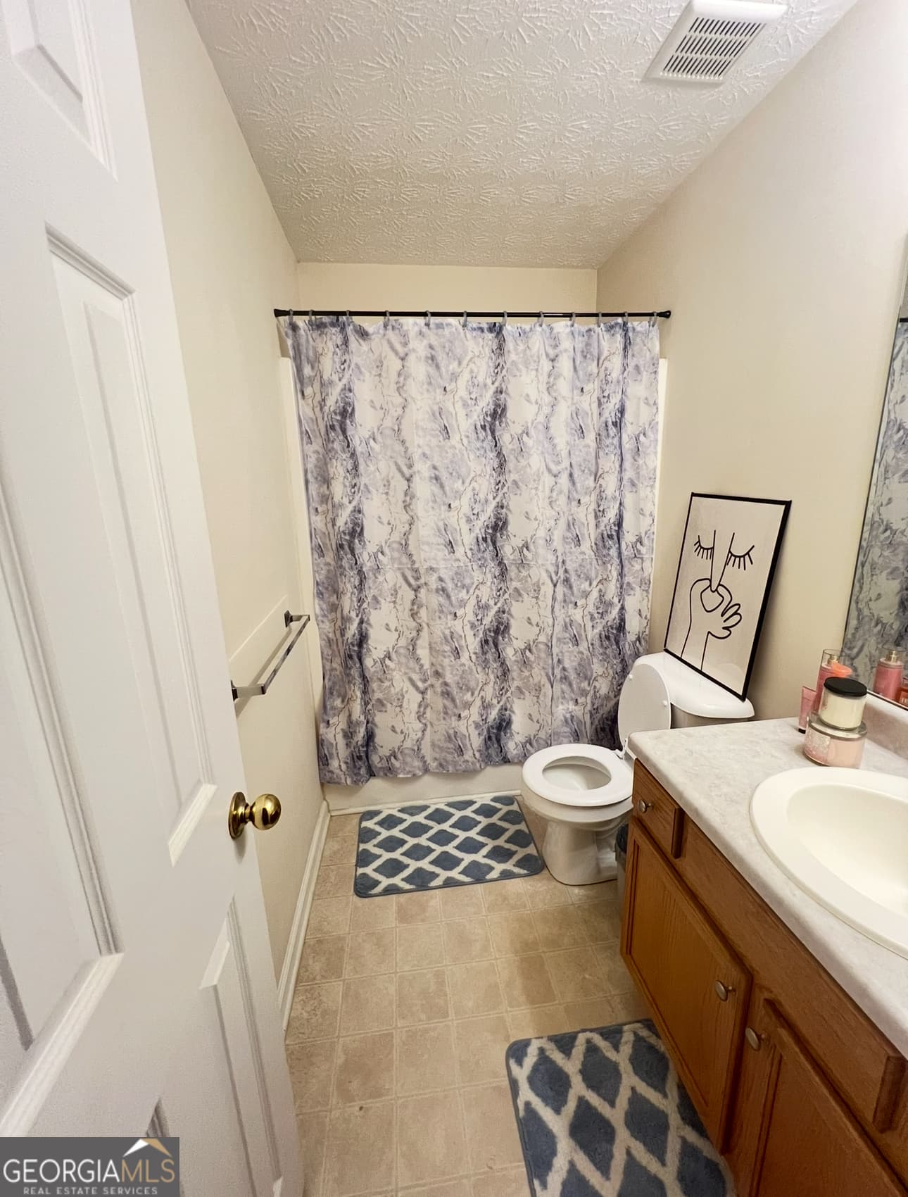 3 bedroom, 2 bathroom, 1,140 sq ft single family residence for sale at 74 Canterbury Drive, Grantville, GA 30220 — photo 7
