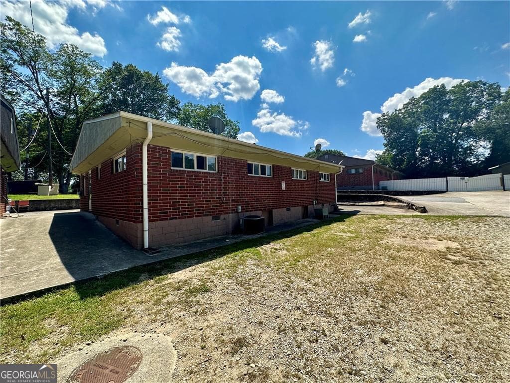 multi family,duplex for sale at 718 Hill Street, Forest Park, GA 30297 — photo 2