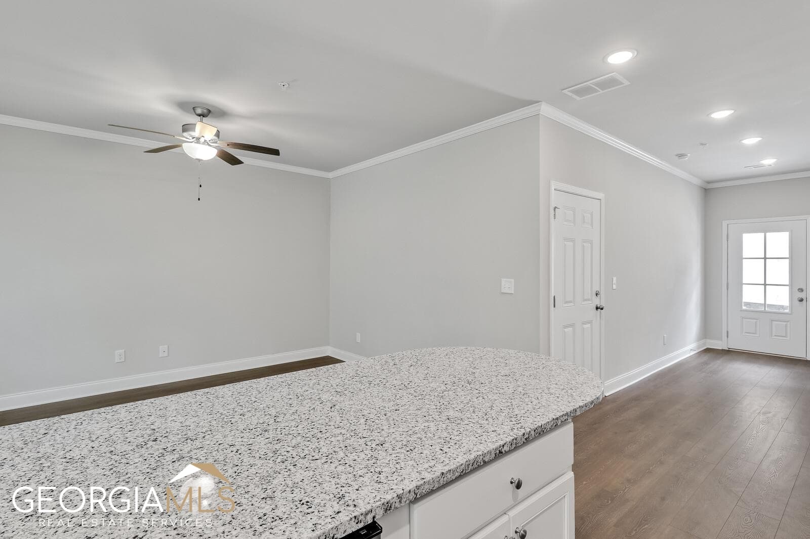 3 bedroom, 2.5 bathroom, 1,300 sq ft single family residence for rent at 15 Sprayberry Road 2, Newnan, GA 30263 for $1,750 a month — photo 4