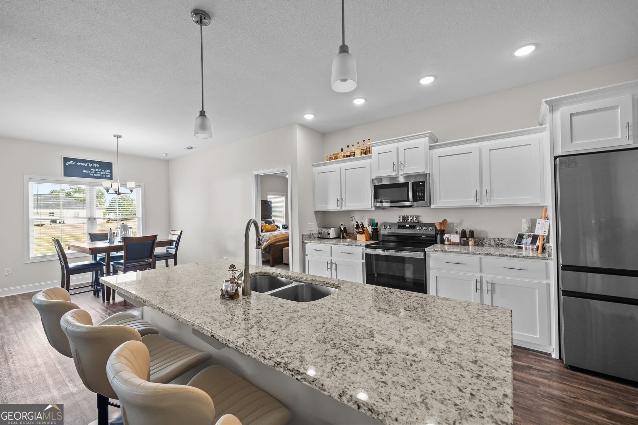 4 bedroom, 2 bathroom, 1,913 sq ft single family residence for sale at 528 Doyle Lane, Statesboro, GA 30458 — photo 6