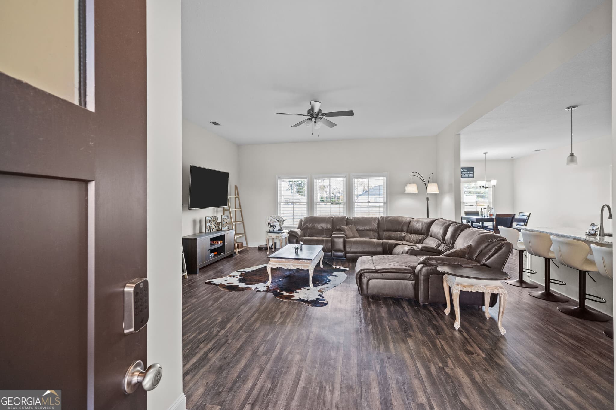 4 bedroom, 2 bathroom, 1,913 sq ft single family residence for sale at 528 Doyle Lane, Statesboro, GA 30458 — photo 3