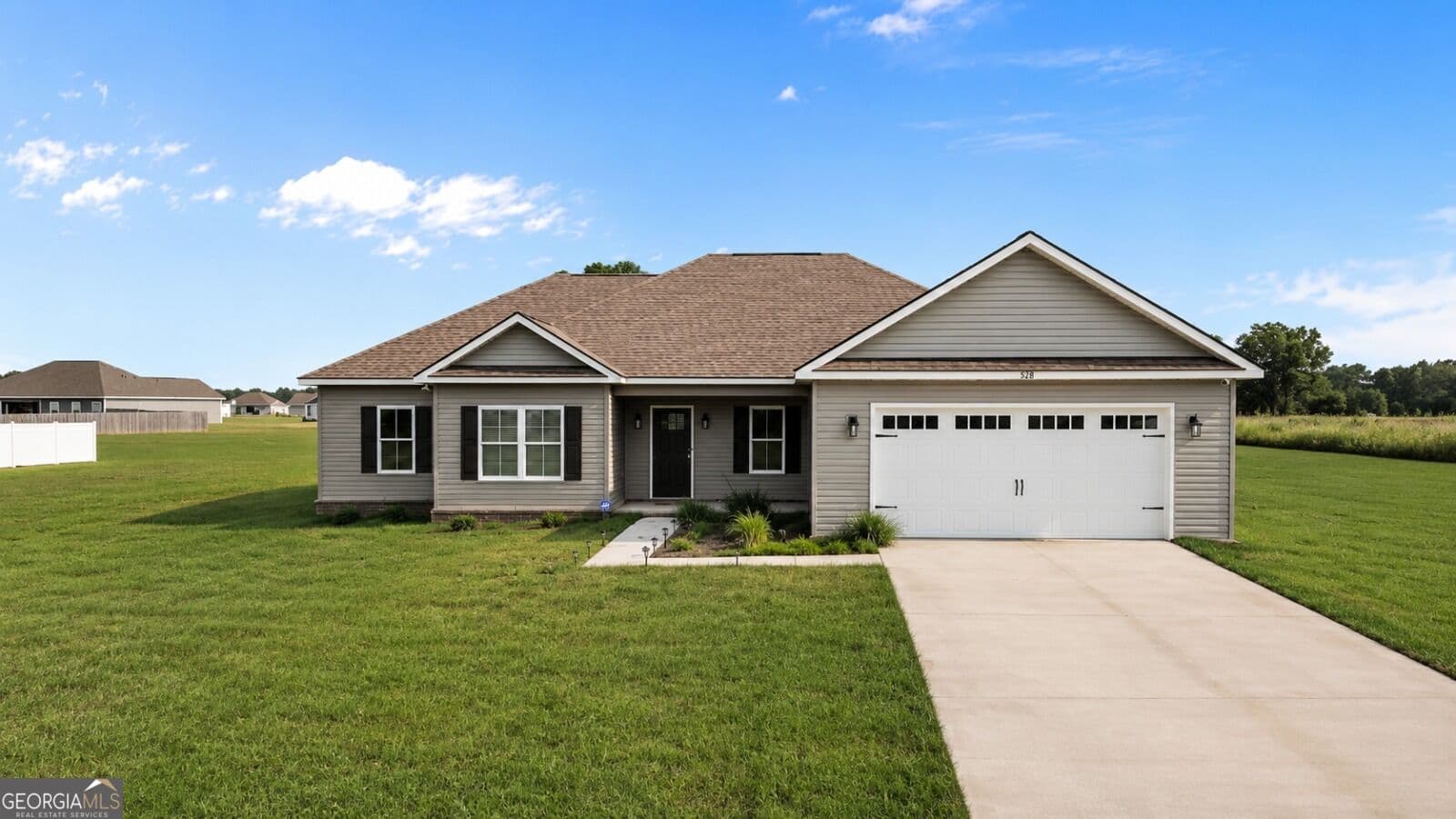 4 bedroom, 2 bathroom, 1,913 sq ft single family residence for sale at 528 Doyle Lane, Statesboro, GA 30458