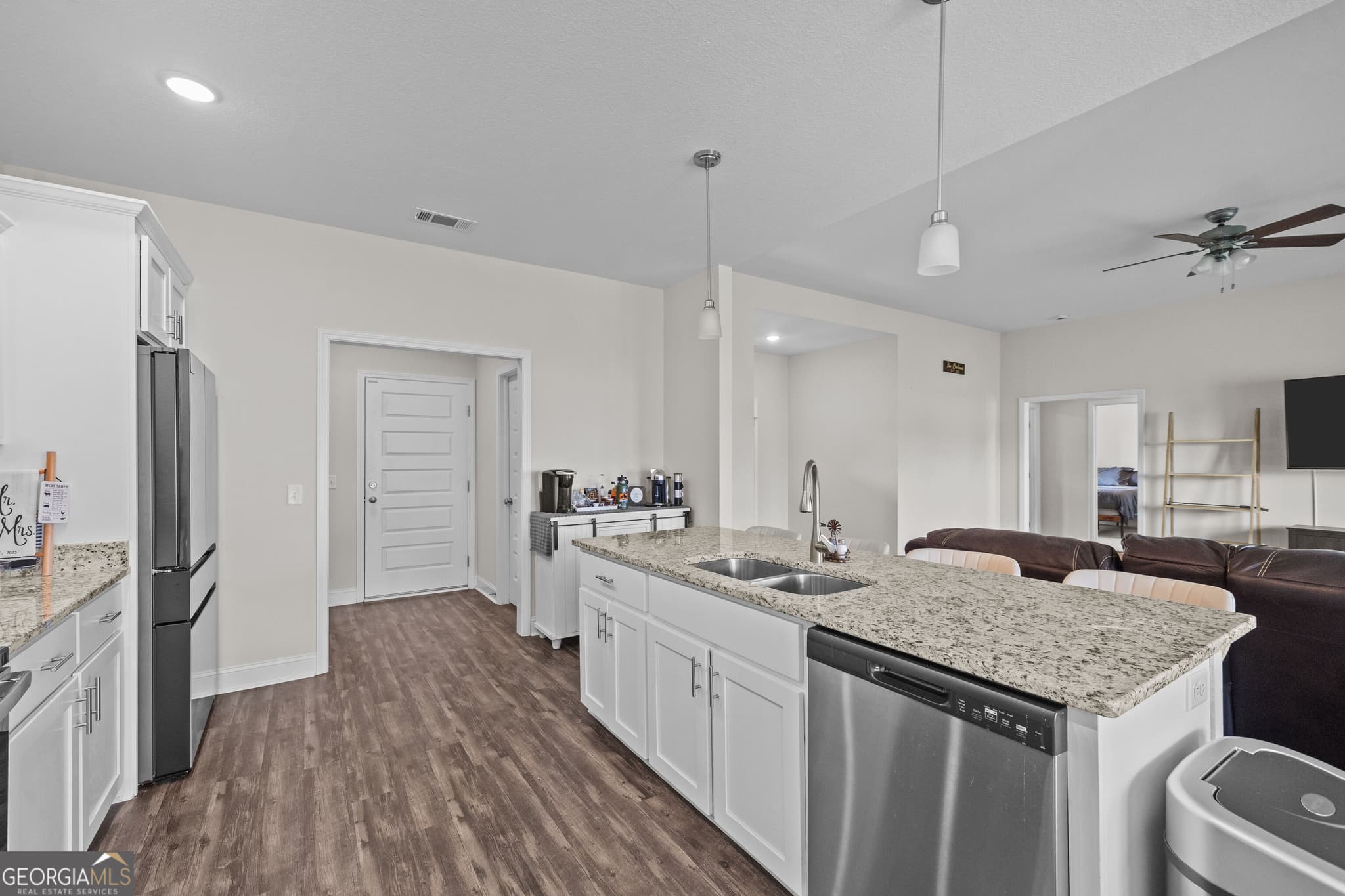 4 bedroom, 2 bathroom, 1,913 sq ft single family residence for sale at 528 Doyle Lane, Statesboro, GA 30458 — photo 8