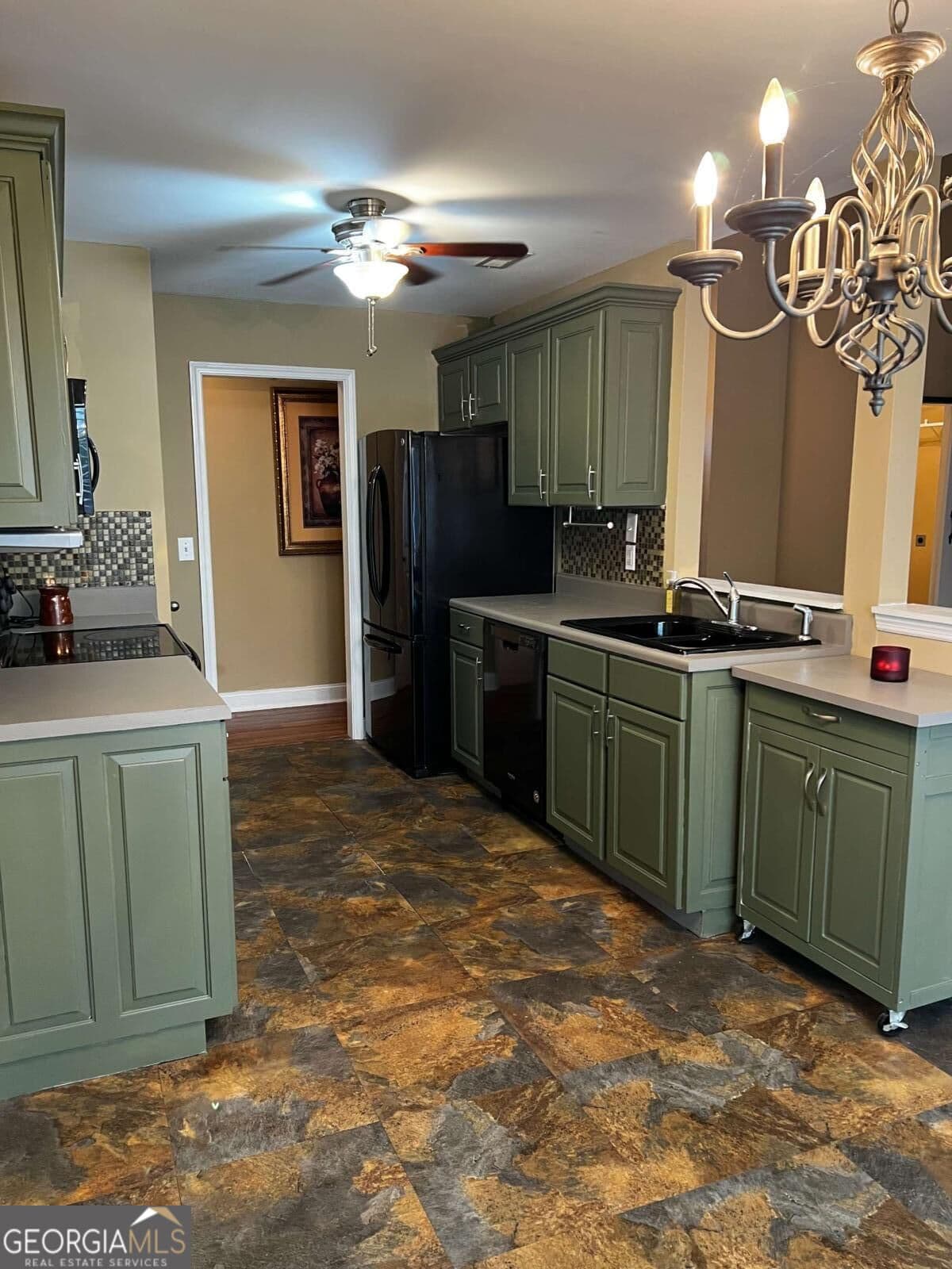 3 bedroom, 2 bathroom single family residence for sale at 601 Riverside Drive, Calhoun, GA 30701 — photo 8