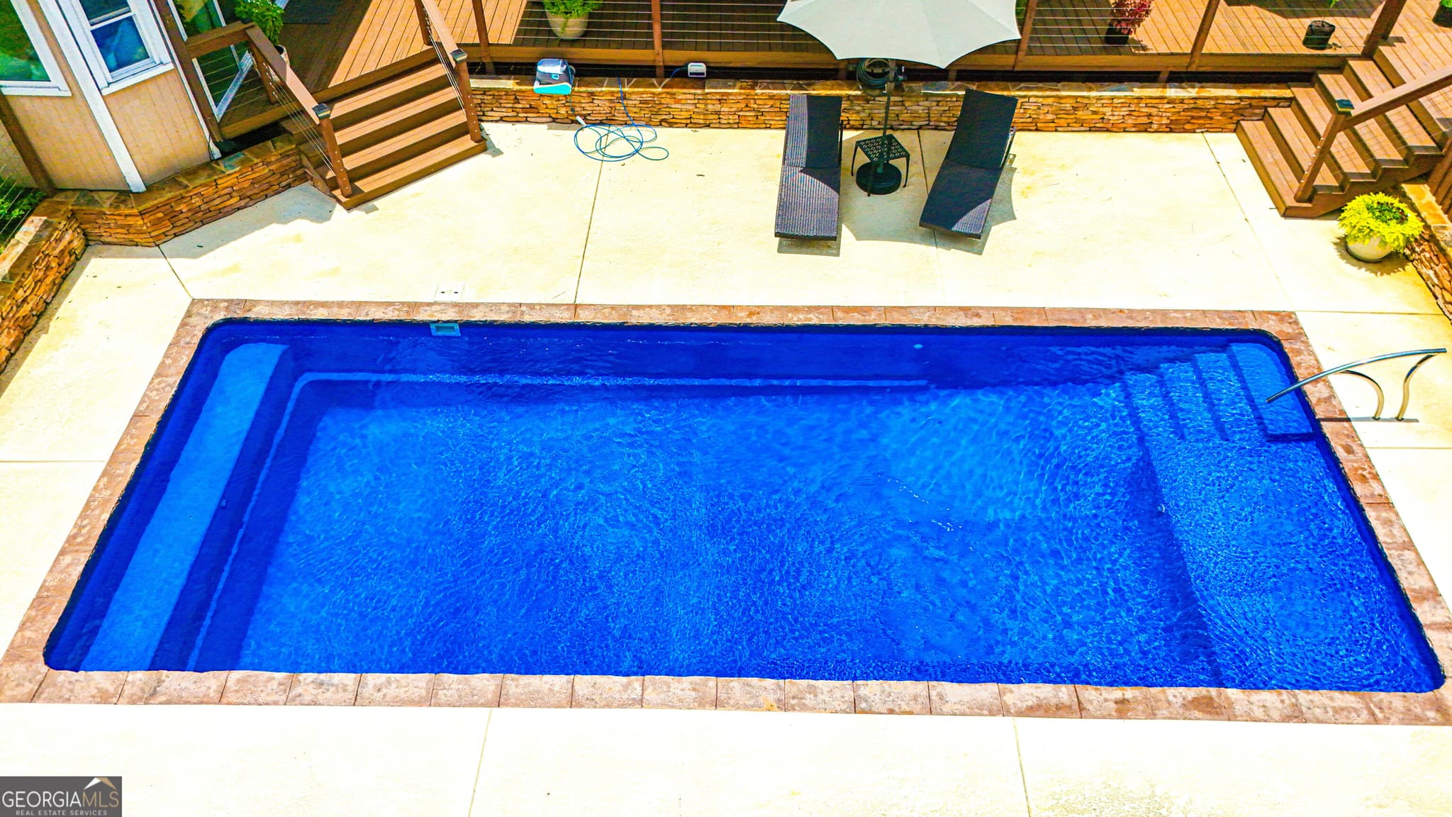 3 bedroom, 2.5 bathroom, 1,860 sq ft single family residence for sale at 11 Edgewater Court, Griffin, GA 30223 — photo 6