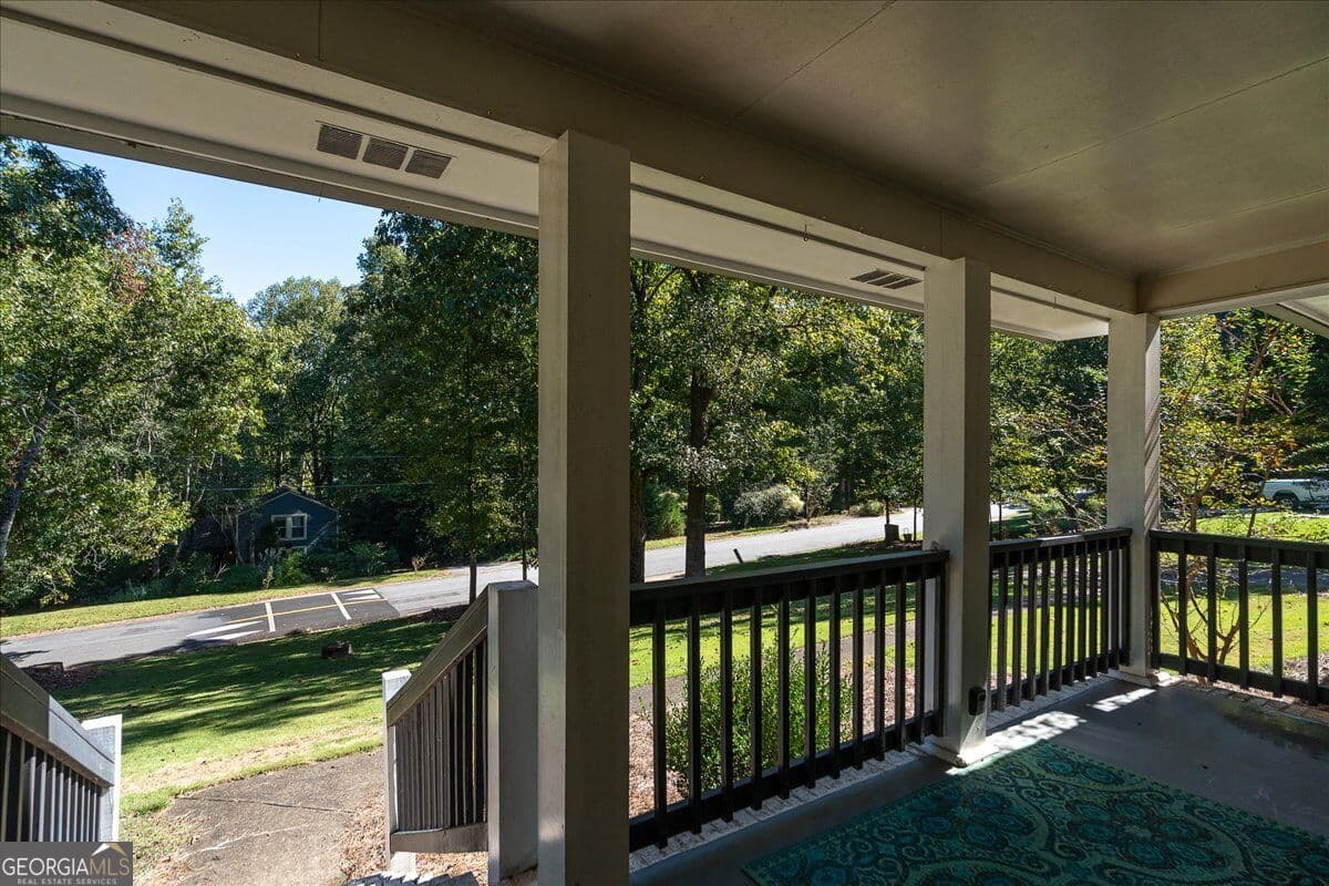 3 bedroom, 2 bathroom, 1,406 sq ft single family residence for sale at 365 Providence Road, Athens, GA 30606 — photo 3