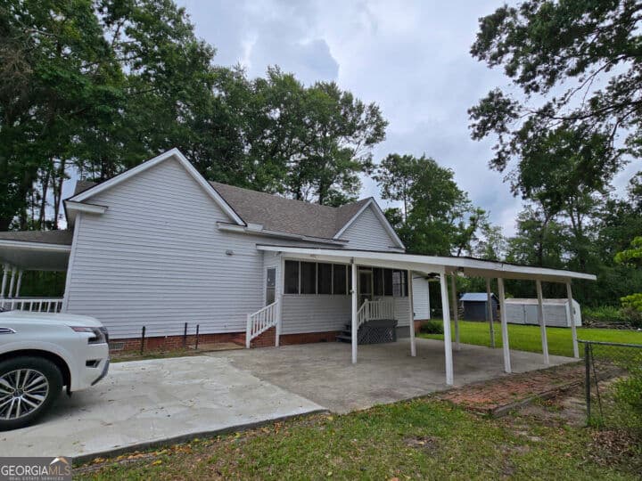 3 bedroom, 2 bathroom, 2,032 sq ft single family residence for sale at 35 Cheatham Street, Wadley, GA 30477 — photo 10
