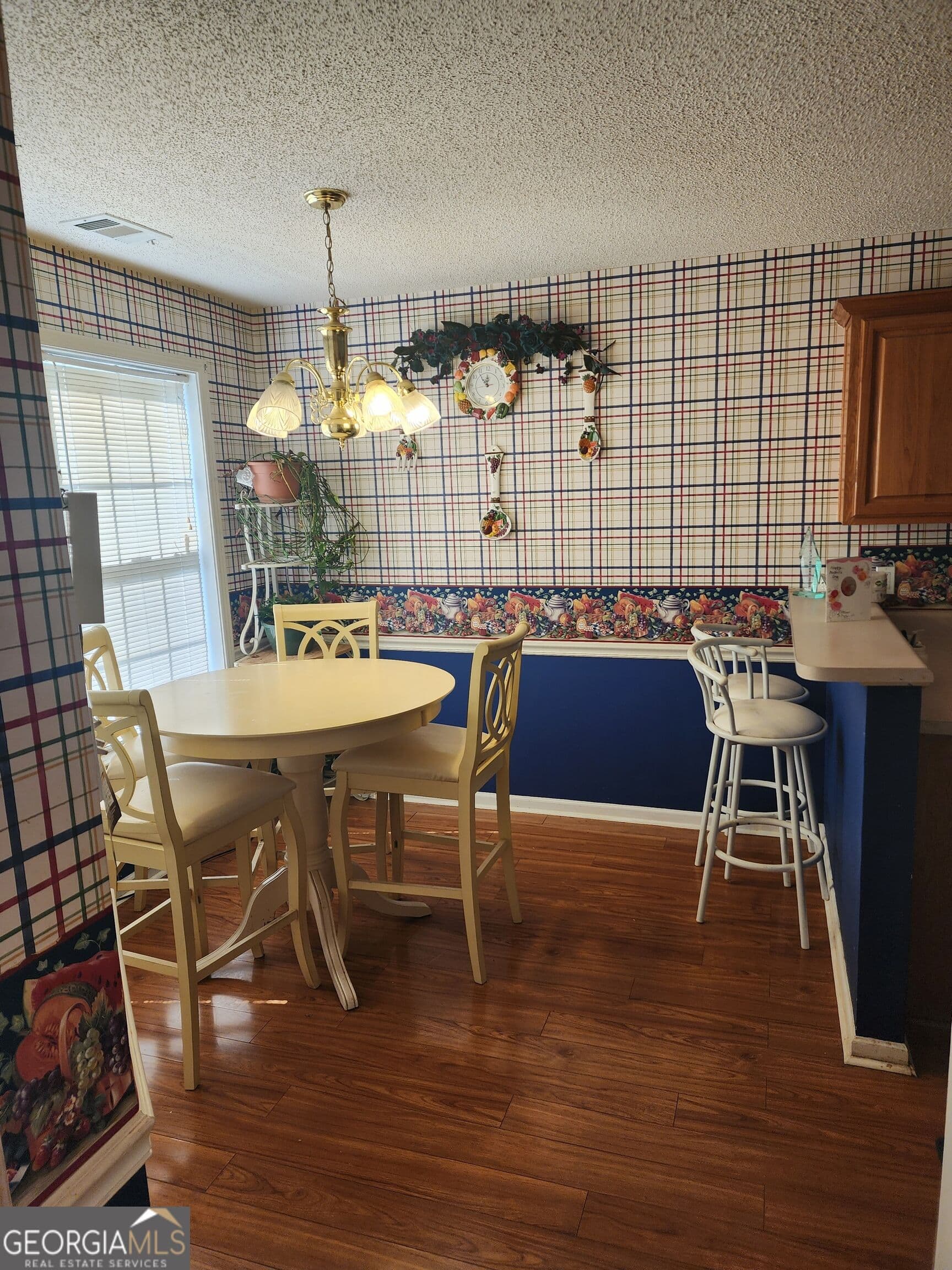 3 bedroom, 2 bathroom, 1,412 sq ft single family residence for sale at 125 Crest Mont Drive, Macon, GA 31206 — photo 9