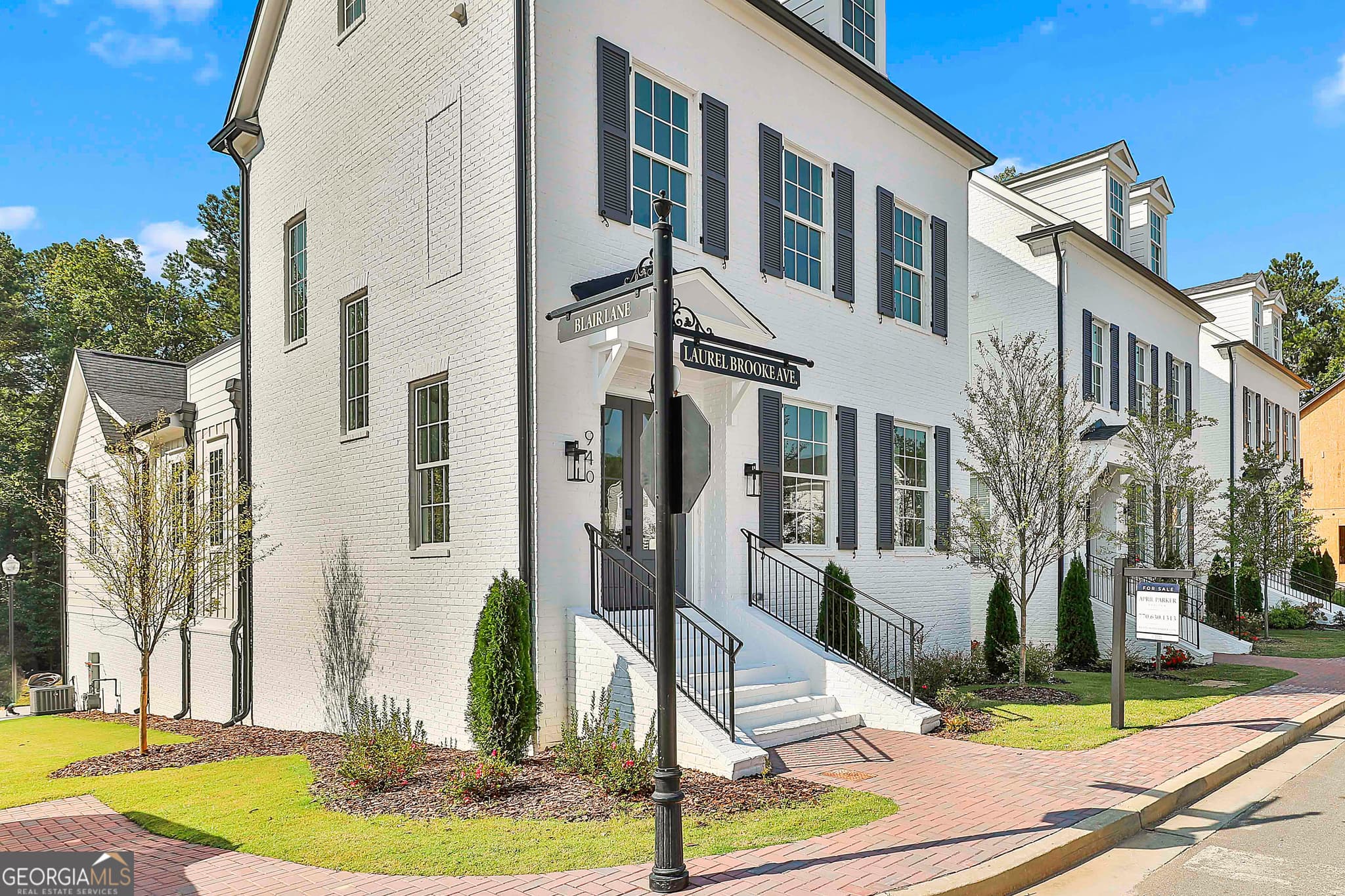 3 bedroom, 4 bathroom, 2,957 sq ft single family residence for sale at 940 Laurel Brooke Avenue, Peachtree City, GA 30269 — photo 2