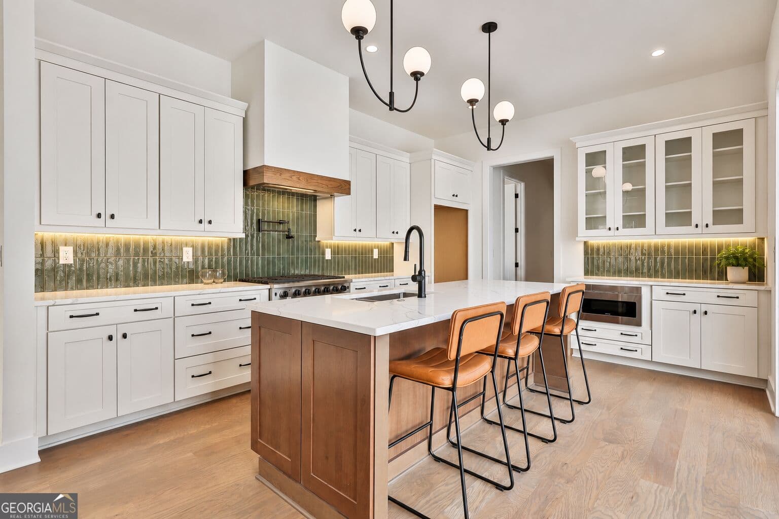 3 bedroom, 4 bathroom, 2,957 sq ft single family residence for sale at 940 Laurel Brooke Avenue, Peachtree City, GA 30269 — photo 6