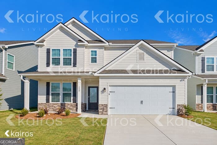 4 bedroom, 3 bathroom, 2,517 sq ft single family residence for rent at 120 English Oak Lane, Warner Robins, GA 31093 for $2,525 a month