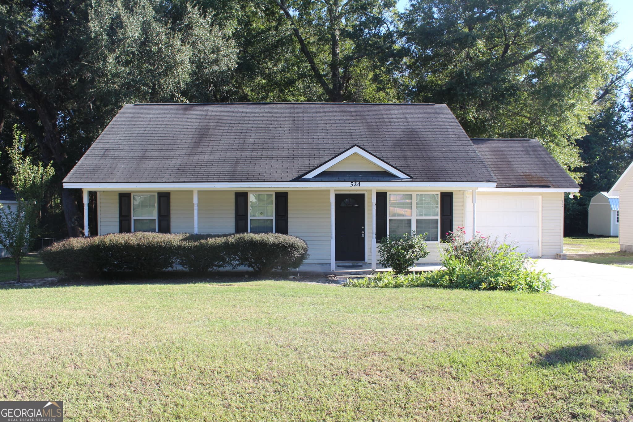 3 bedroom, 2 bathroom, 1,044 sq ft single family residence for rent at 524 Acorn Lane, Statesboro, GA 30458 for $1,500 a month — photo 1 of 1