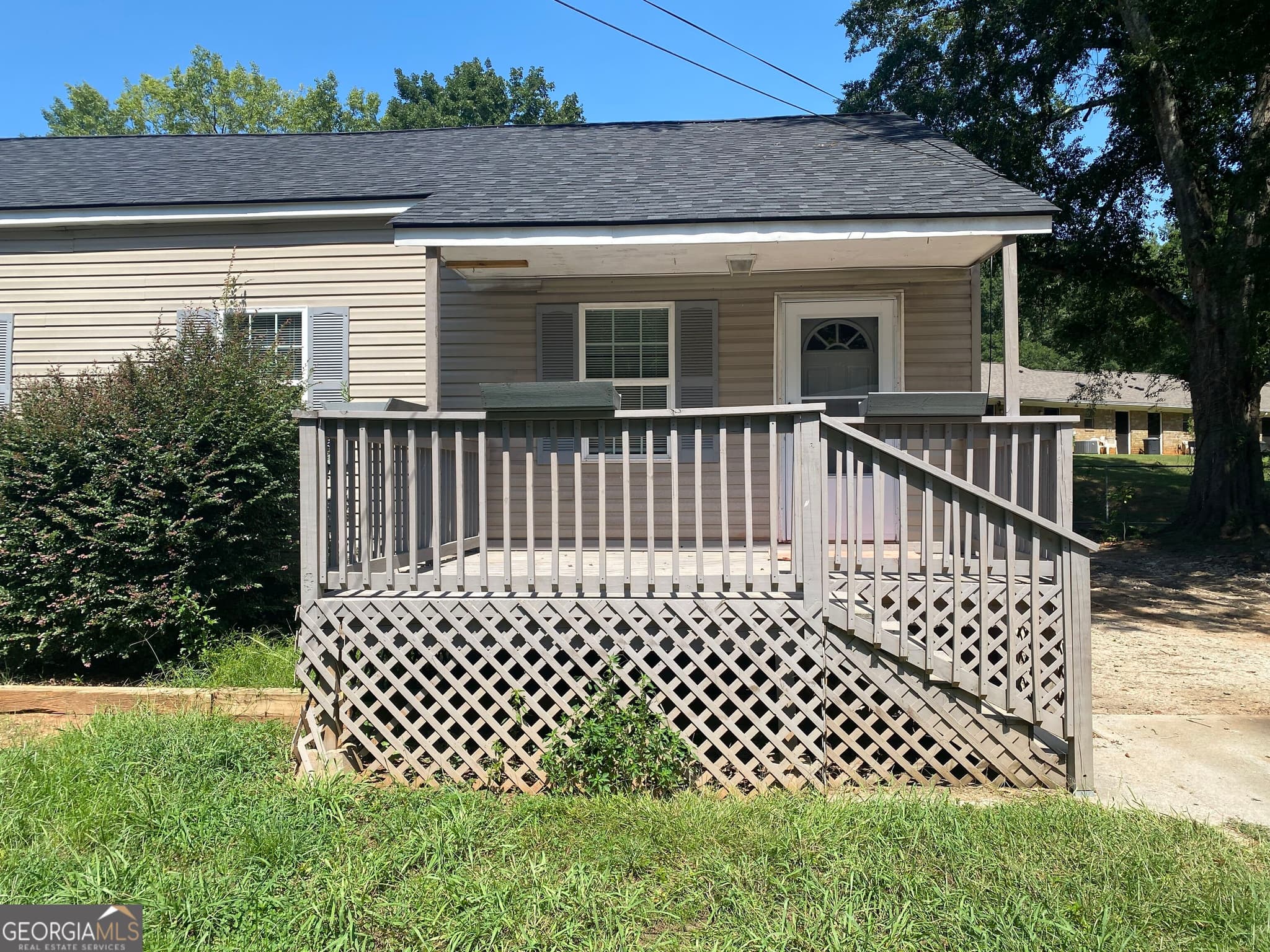 2 bedroom, 1 bathroom, 750 sq ft duplex for rent at 125 Hubbard Street B, Monroe, GA 30655 for $1,400 a month