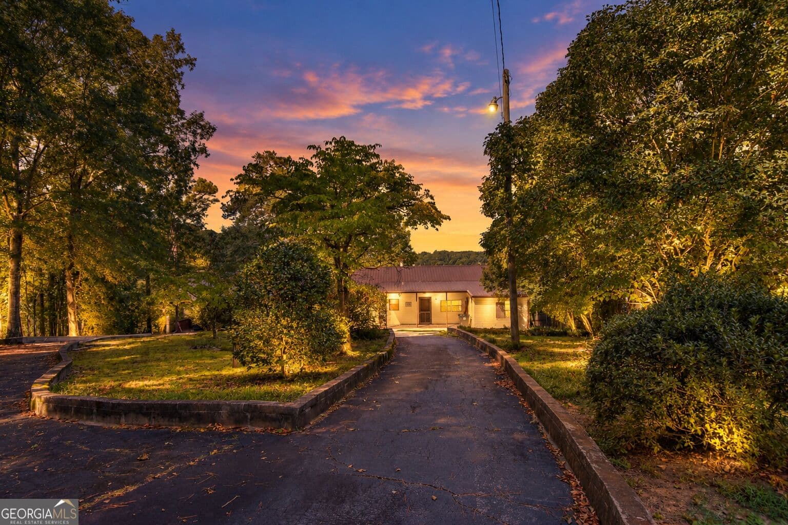 3 bedroom, 2 bathroom, 1,482 sq ft single family residence for sale at 411 Sandpiper Drive, Monticello, GA 31064