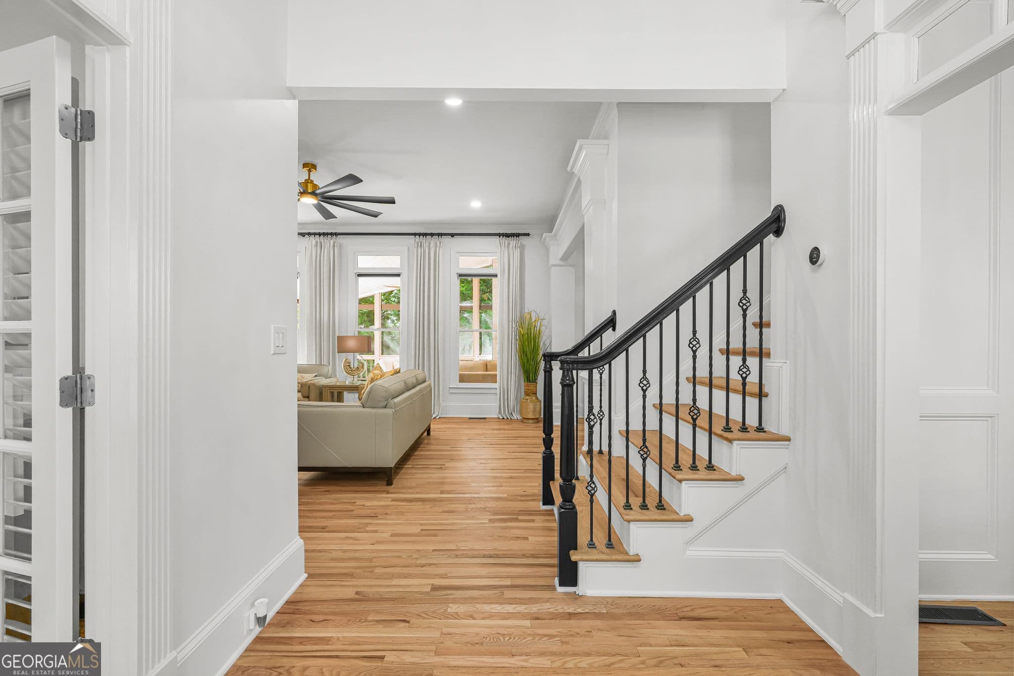 5 bedroom, 5.5 bathroom, 5,295 sq ft single family residence for sale at 1240 Brookhaven Hideway Court, Atlanta, GA 30319 — photo 4