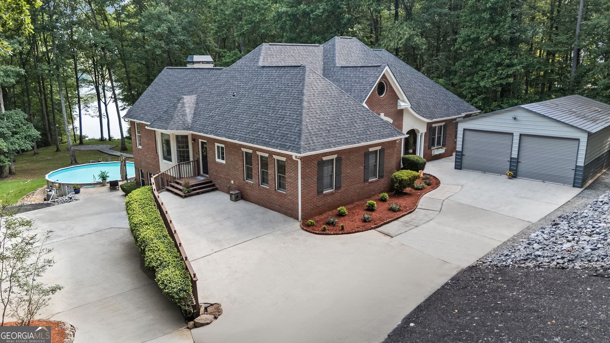 5 bedroom, 5 bathroom, 7,066 sq ft single family residence for sale at 75 Waters Edge Lane, Newnan, GA 30263 — photo 3