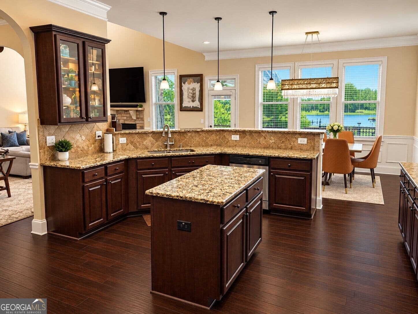 5 bedroom, 4.5 bathroom, 4,979 sq ft single family residence for sale at 913 Fire Thorn Drive, Hampton, GA 30228 — photo 8