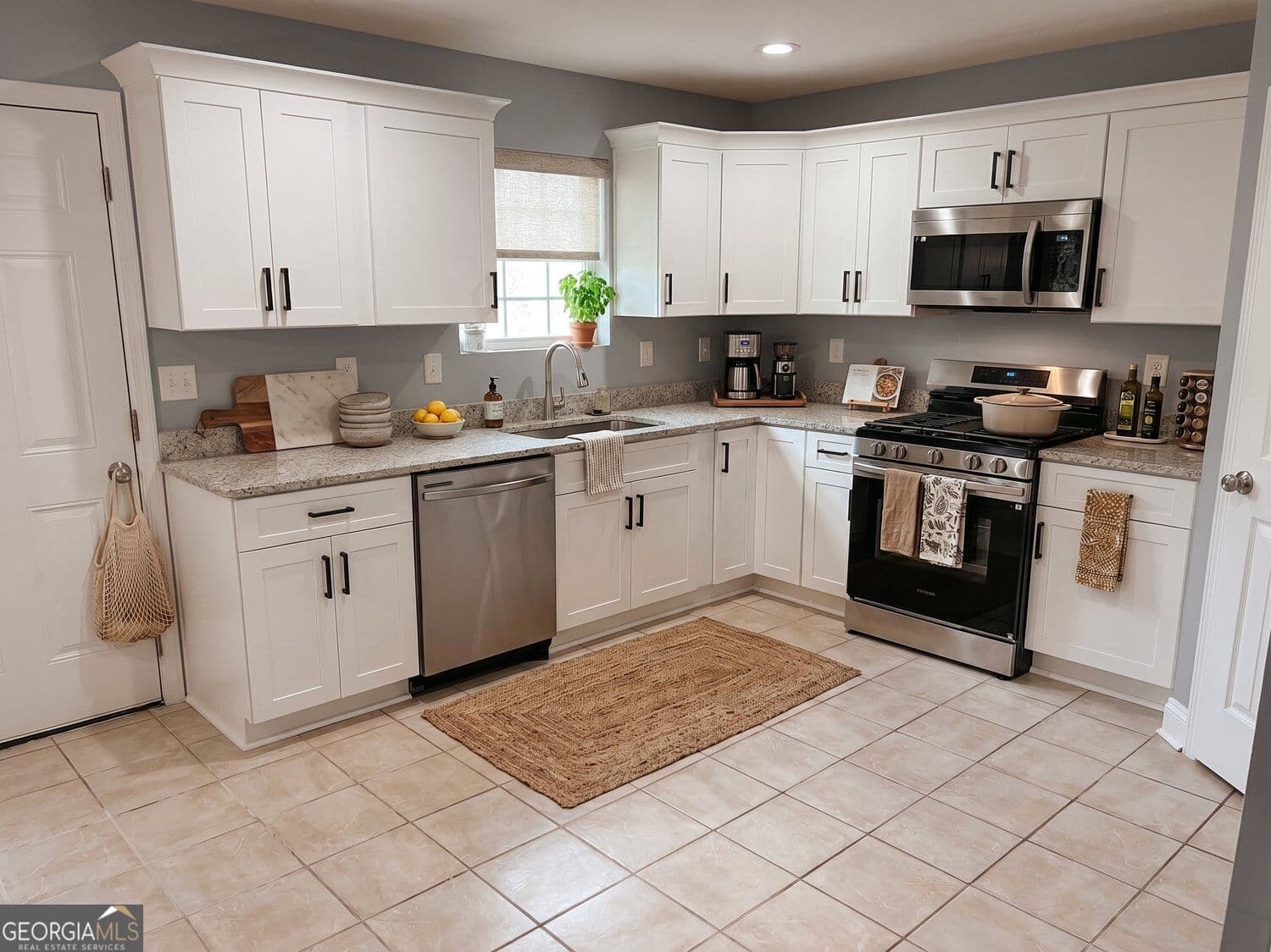 4 bedroom, 3 bathroom, 2,753 sq ft single family residence for sale at 144 River Pass Court, Dacula, GA 30019 — photo 2