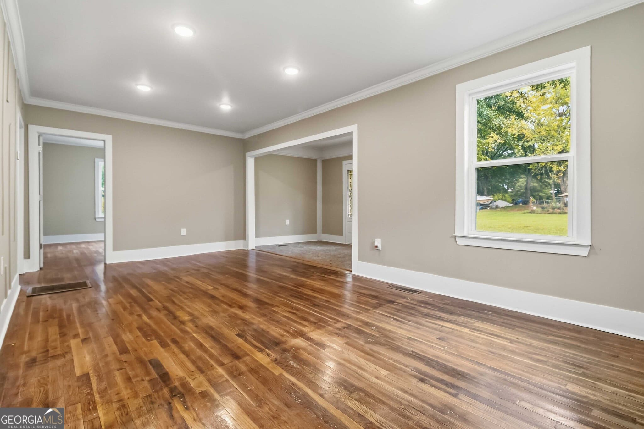 3 bedroom, 1 bathroom, 1,006 sq ft single family residence for sale at 133 Bennett Street, Commerce, GA 30529 — photo 6