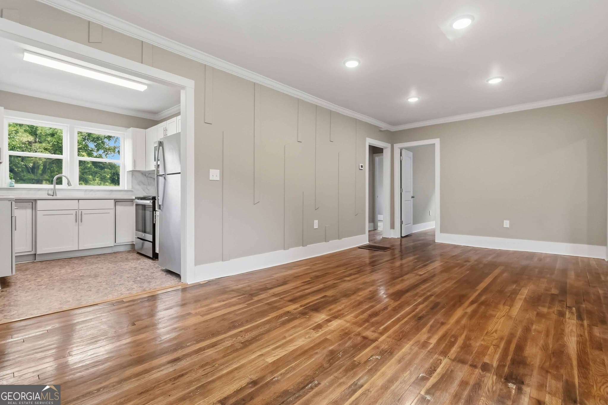 3 bedroom, 1 bathroom, 1,006 sq ft single family residence for sale at 133 Bennett Street, Commerce, GA 30529 — photo 7